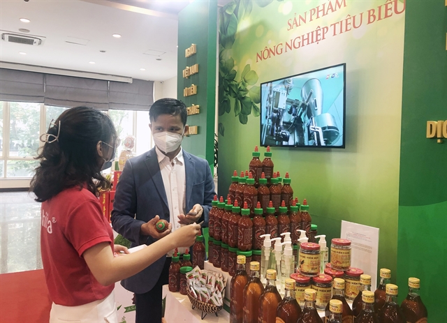 Vietnamese goods dominate domestic market